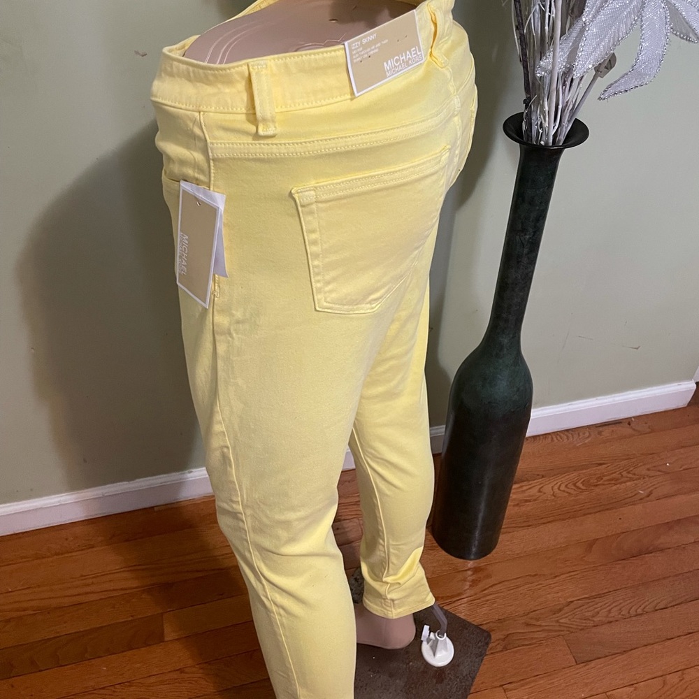 New-Michael Kors Yellow Jeans- Size 10